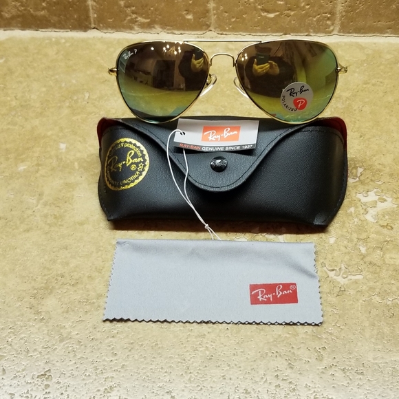 Other - Mans sunglasses
